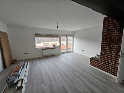 StudentInnen aufgepasst! TOP 3er WG, neu saniert in BESTLAGE! Eine Terrasse und 2 Balkone!!