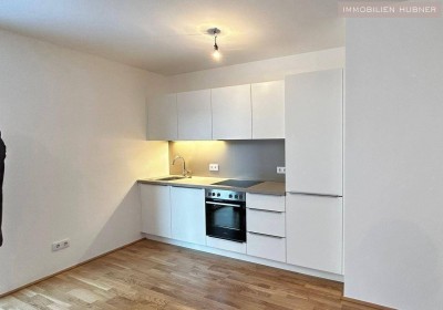 Moderne 4-Zimmer DG-Wohnung mit Kühlung und Süd-Terrasse!