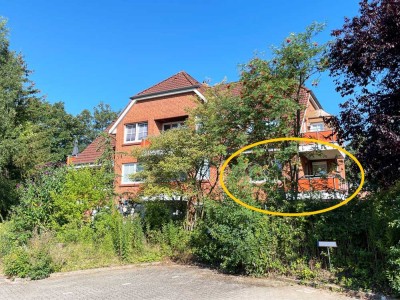 Nur ca. 300 m zur Trave. Komfortable 2‐Zimmer‐Wohnung mit sonnigem Süd‐Ost‐Balkon und Parkplatz