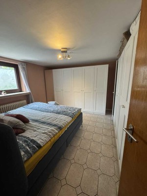 1,5-Zimmer-Souterrain-Wohnung in Düsseldorf