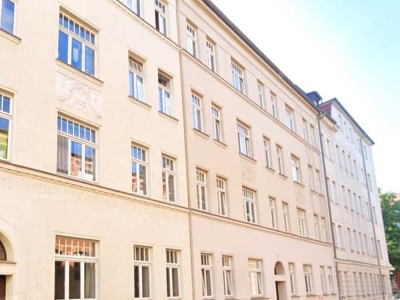 Helle Altbau Traum Wohnung in Schleußig + Hohe Decken + Fensterbad + Erstbezug nach Renovierung