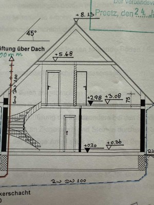 Günstiges, vollständig renoviertes 4-Zimmer-Einfamilienhaus in Preetz