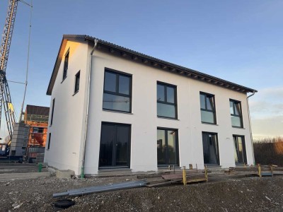 Prov.frei., NEUBAU Doppelhaushälfte ,  Ziegelmassiv, Keller, Garage, Stellplatz,