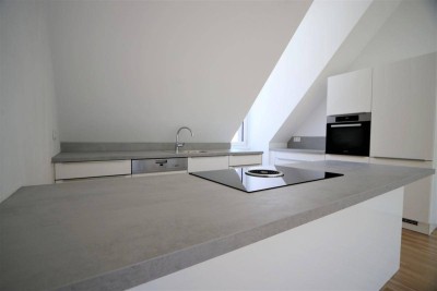3-Zimmer-Dachgeschoßwohnung mit großer Terrasse in 5020 Salzburg - zur Miete