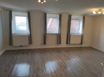 Helle 2,5-Zimmer Wohnung mit Balkon in Michelau i. OFR.