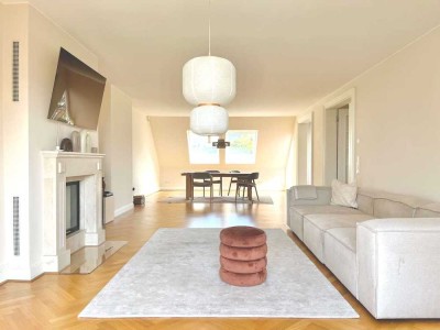 Cecilienallee: Premium-Maisonette mit Rheinblick, Klima, Einbauküche und Tiefgarage