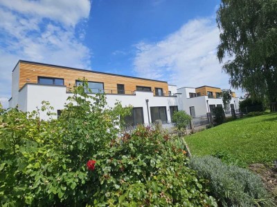 Erstbezug - Moderne 2-Zimmer-Neubauwohnung mit Garten & TG-Stellplatz in Bad Griesbach