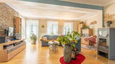 Provisionsfrei! Charmantes Einfamilienhaus im Toskana-Stil  in Bayerbach/ Niederbayern zu verkaufen