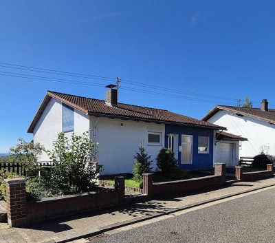 Freistehendes Haus mit ELW in ruhiger Lage von Frankenholz