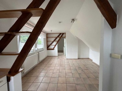 Ihr neues IMMOBILIEN QUARTIER: Kleine 2-Zimmer Singlewohnung im 1.OG ideal für Pendler