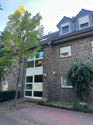 Hochmoderne Maisonette Wohnung in grüner Lage
