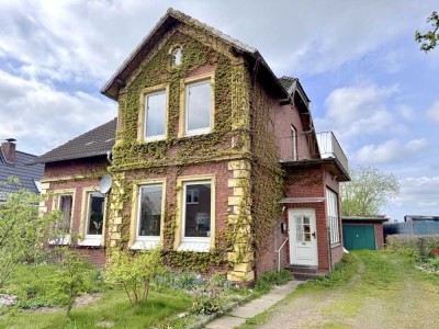 Klassisch, charmant & vielseitig: Großzügiges Einfamilienhaus mit Einliegerwohnung in Eddelak