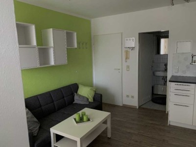 Studentenwohnung, ruhig, möbliert und ausgestattet, Südbalkon, TG-Stellplatz, Nähe zur Uni