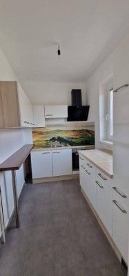 15432 Krankenhausnähe, unbefristet, große Zimmer, westseitige Loggia!