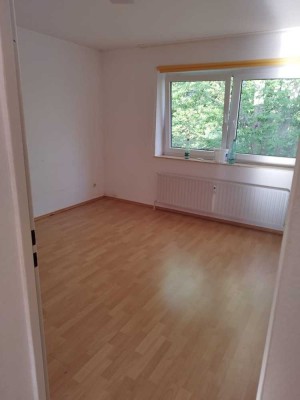 ***PROVISIONSFREI, ab 01.11.25*** Freundliche 3-Raum-Wohnung mit Balkon und EBK in Bayreuth