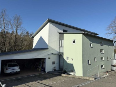 Geräumiges, zukunftsorientiertes und modernisiertes 7-Raum-Einfamilienhaus in Kröning