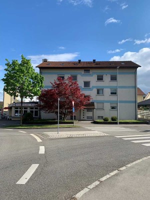 Renovierte 3 Zimmer Wohnung in Zentraler Lage