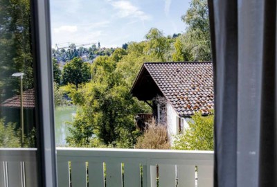Modernes 1-Zi.-Apartment mit Balkon & Inn-Blick – Innstadt Passau