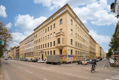 Rohbau für Investor oder Baumeister - zwei Altbauwohnungen oder als eine Einheit zu gestalten, insgesamt 150m²