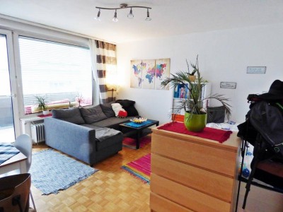 Parsch: Garconniere mit großem Sonnenbalkon