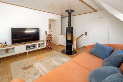 Attraktives Maisonette-Wohnhighlight in Freiburg-Tiengen 4-Zi.-Whg. mit Kamin, Balkon &Carport