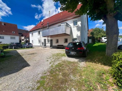 Großes Mehrfamilienhaus mit genehmigter Ausbau-Reserve