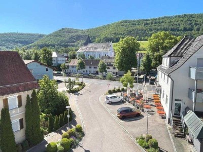 Sonniger Wohntraum! 4,5 Zimmer-Wohnung mit interessanter Fernsicht!