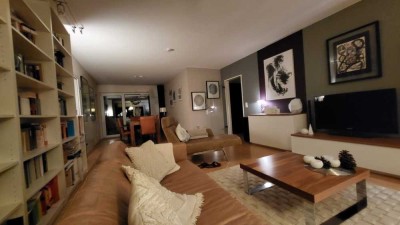 Stilvolle 3,5-Zimmer-Wohnung mit 2 Balkons und EBK in Kelkheim (Taunus)