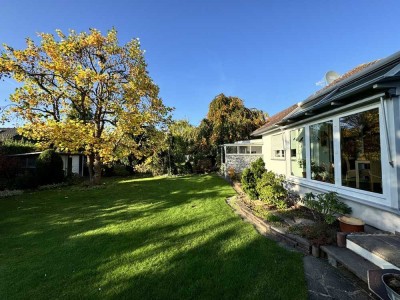 Ihr charmanter Traum-Bungalow: Stilvolles Wohnen mit Gartenoase in Toplage! Wohlfühlen inklusive!