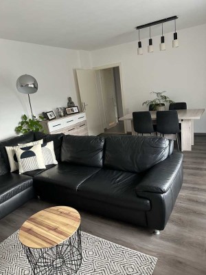 3 Zi Wohnung EG (Hochpaterre) 70 qm - Südwest Ausrichtung / 2 Balkone