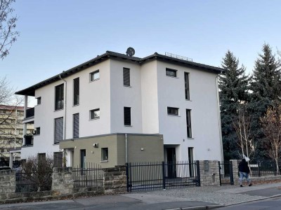 Wunderschöne 5-Zimmer-Dachgeschosswohnung in Großzschachwitz