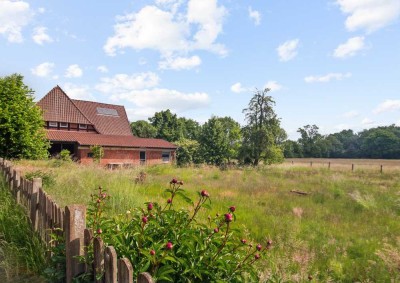 Wohnhaus aus Familienbesitz - großes Grundstück und viel Potenzial