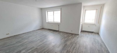 Tolle Wohnung - 2 ZKB, großer Balkon, im Südviertel