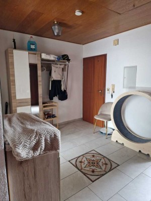 Schöne 3-Zimmer-Dachgeschosswohnung mit Balkon in Ettlingen