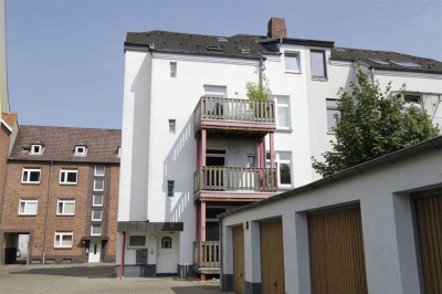 ZENTRAL GELEGENE 3-ZIMMER-WOHNUNG MIT BALKON + GARTENNUTZUNG