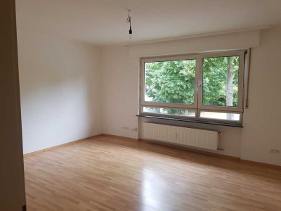Stilvolle 3ZKB mit Balkon in Mannheim-Neuostheim