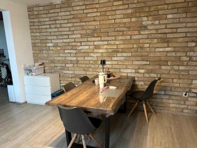 Schöne barrierefreie und behindertengerechte 4-ZKB - Wohnung  in Römerberg