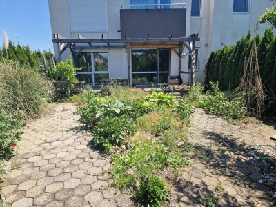 SONNIGES WOHNAMBIENTE MIT EIGENGARTEN!