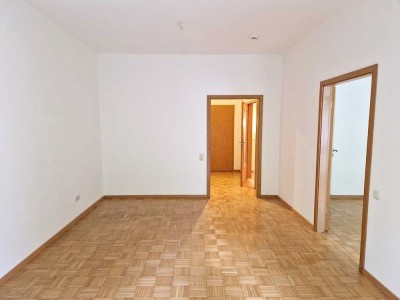 2 schöne Zimmerwohnung mit Garten in der Amselstraße in Straubing
