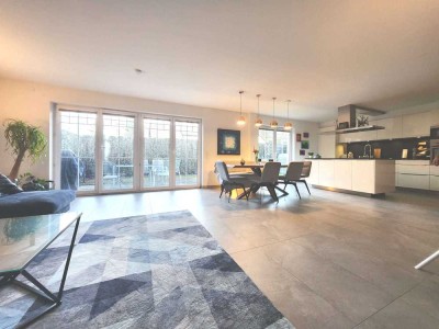 Eleganter Wohntraum: wunderschöne Maisonette-Gartenwohnung in Top-Wohnlage!