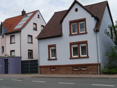 Charmantes freistehendes Einfamilienhaus mit Terrasse in Weilerbach - sofort bezugsfertig