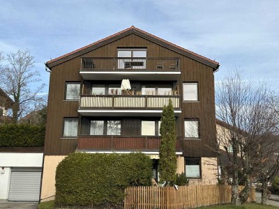 In Feldafing am Kirchplatz! Großzügige 2 Zi.-ETW mit TG-Stellplatz.  See-/Bergblick. Gut vermietet!