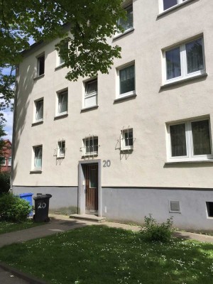 Renovierte 2-Zimmer-Wohnung mit großer Wohnküche