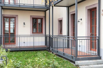 *** 2 Zimmer mit Gartenoase * Fußbodenheizung * Tageslichtbad * Parkett * 01/26***