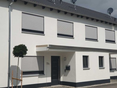 attraktives Reihenhaus mit fünf Zimmern in Biessenhofen, Ebenhofen mit Entkalkungsanlage