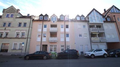 4 Zimmer-Wohnung mit TG-Stellplatz