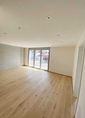 Erstbezug! Moderne 2-Zimmer-Wohnung mit Balkon in modernem Mehrfamilienhaus