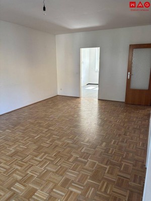 Wohn(t)räume werden zur Wirklichkeit! Praktisch geschnittene 3-Zimmer-Neubaucharakter-Wohnung mit Terrasse in Grünlage mit optimaler Infrastruktur