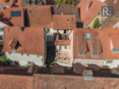 Wohnhaus in beliebter Mainnähe in Frickenhausen am Main