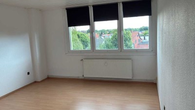 gepflegte 1-ZKB inkl. Einbauküche und Stellplatz